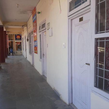 City Crown Guest House Sundarnagar Exterior foto
